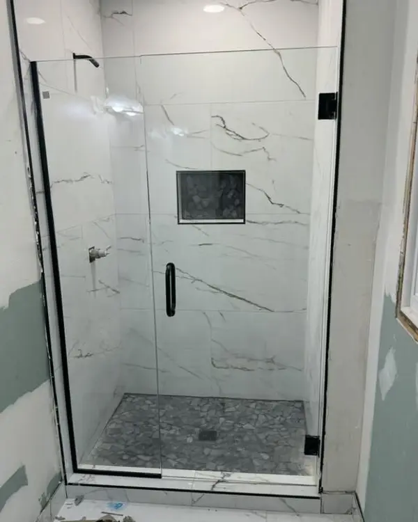 Bathrooms — photograph 004