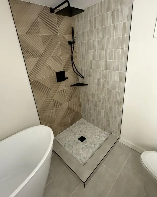 Bathrooms — photograph 005